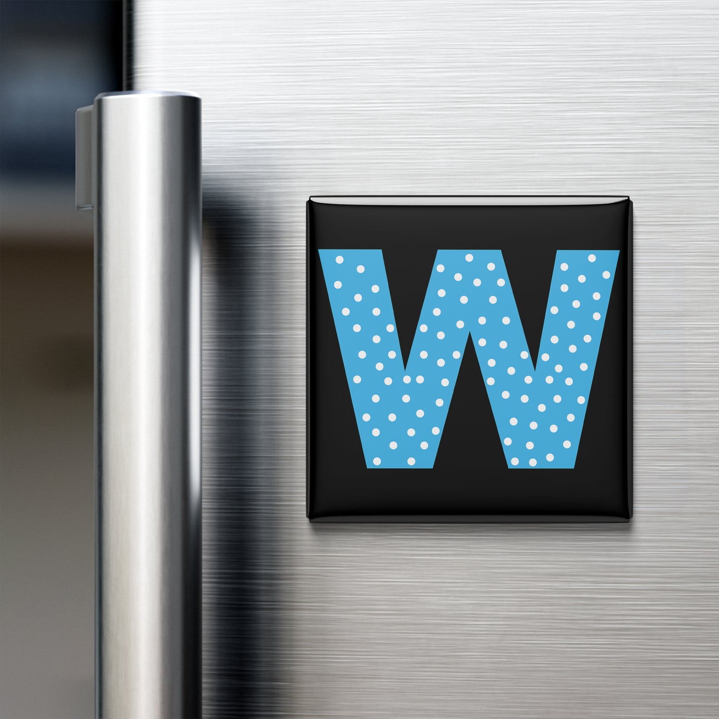 COLORFUL ALPHABET MAGNET – W