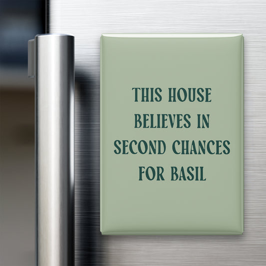 This House Believes in Second Chances for Basil Magnet