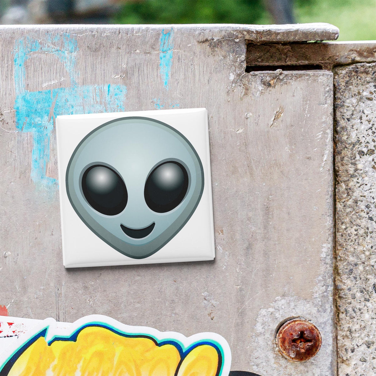 Alien Emoji Magnet