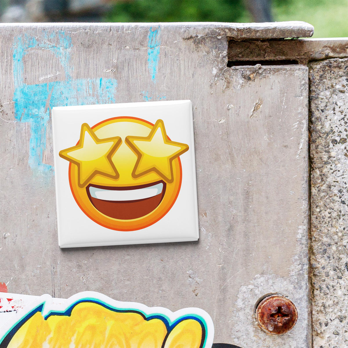 Face With Starry Eyes Emoji Magnet