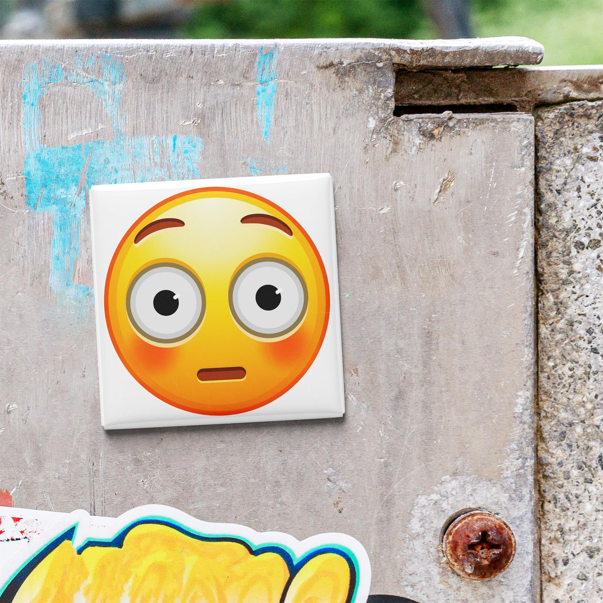 Face With Wide Open Eyes Emoji Magnet