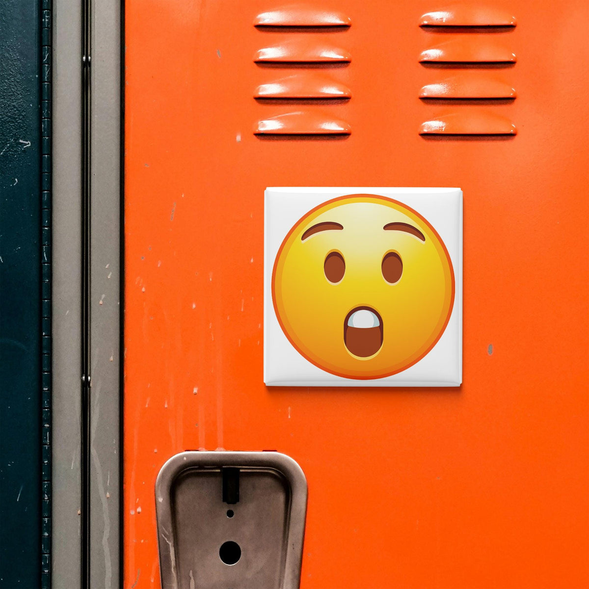 Astonished Face Emoji Magnet